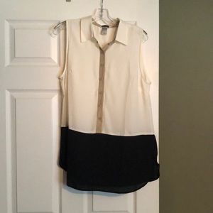 Sleeveless career blouse.